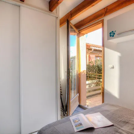 Holiday home Sud-3 By Interhome